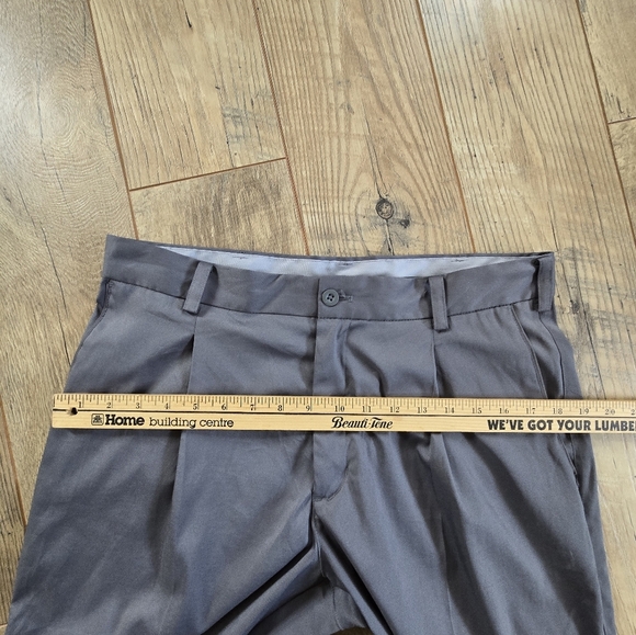 Nike Golf Tour Performance, Dry Fit Men's 32x32 Medium Gray Pants - Picture 7 of 14